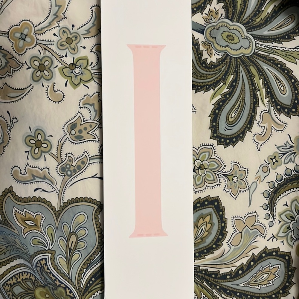 Apple Watch Band Chalk Pink, 41mm, size 4